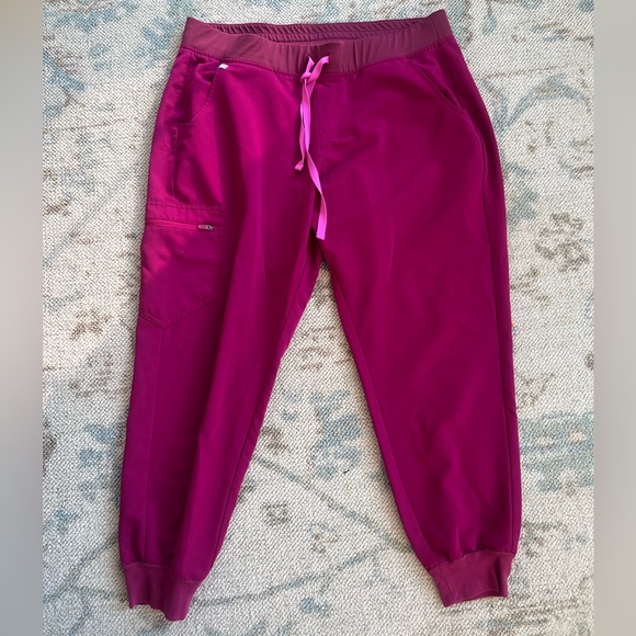 Figs Women's Jogger Scrub Pants- Dark Magenta - Picture 2 of 9